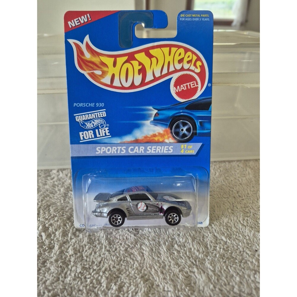 1996 Hot Wheels #404 Porsche 930 Sports Car Series 1/4